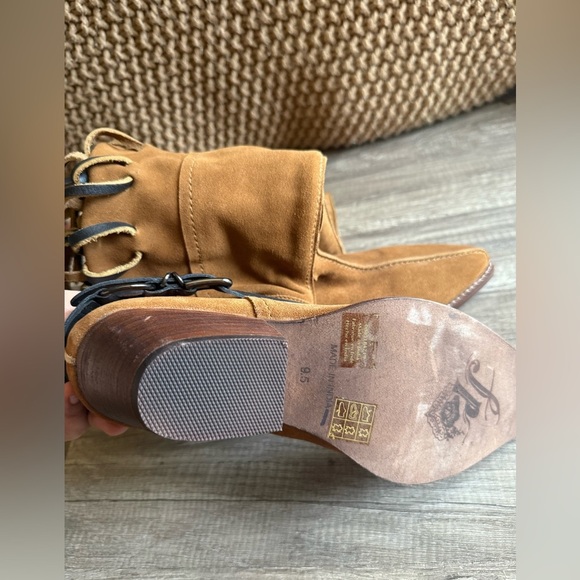 Free People Back-lace Sway Low Slouchy Boots NWOT Size US 9.5 Camel Suede - Picture 11 of 13